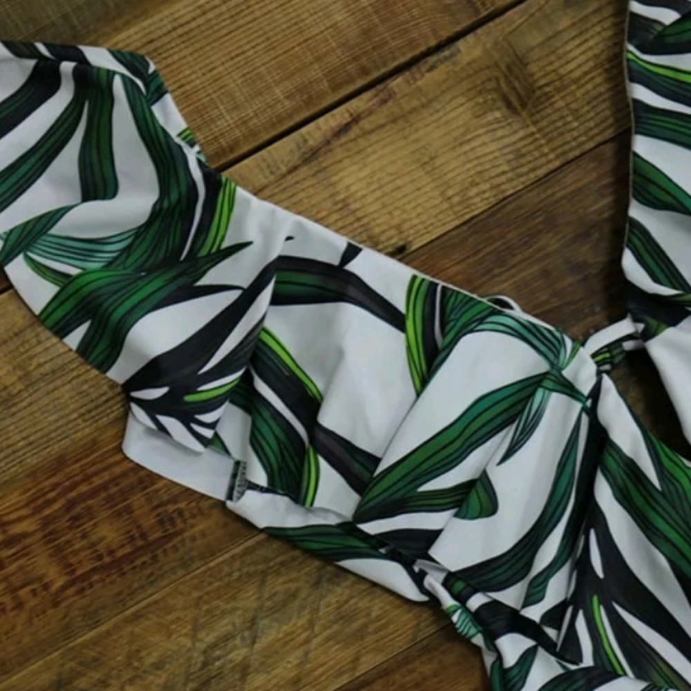 Tropical Print Plunge Front Swimsuit - Picture 5 of 6